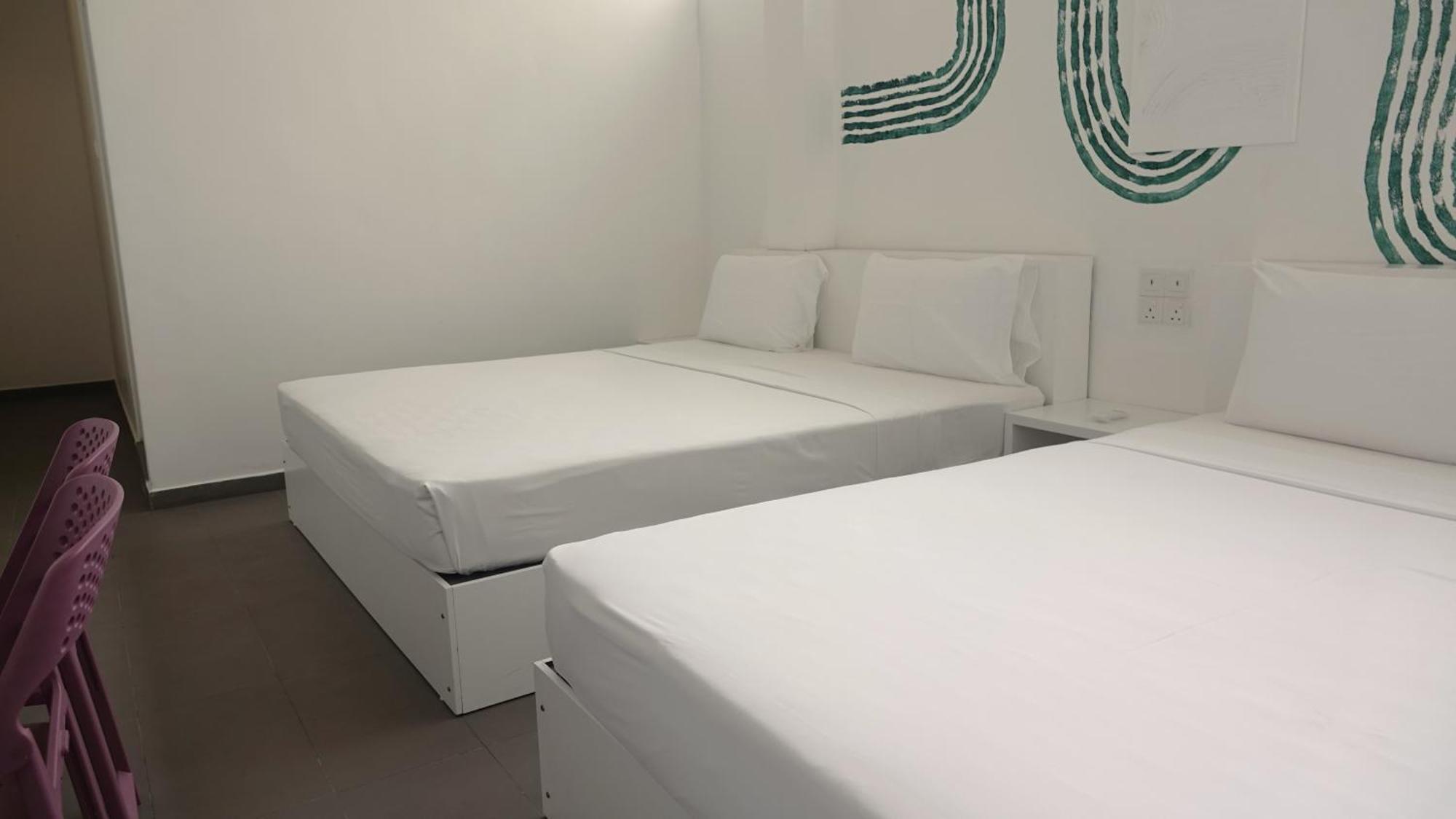 Hotel J Негомбо Екстер'єр фото
