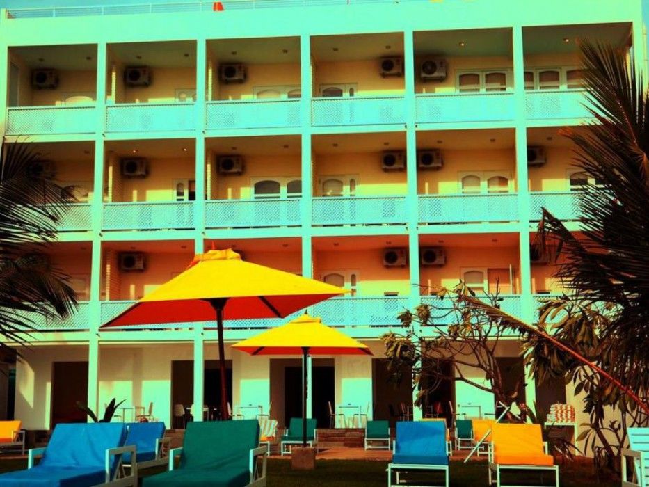 Hotel J Негомбо Екстер'єр фото