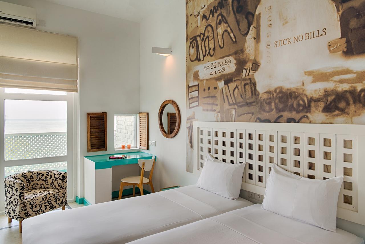 Hotel J Негомбо Екстер'єр фото